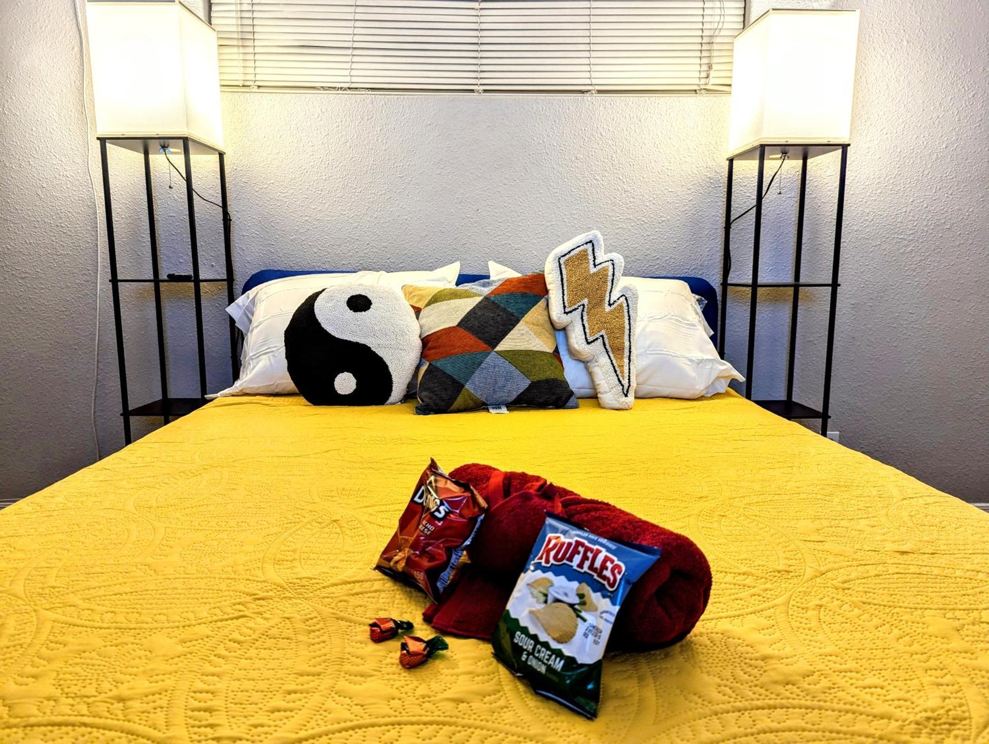 Private Rooms In Phoenix, Az 坦培 外观 照片