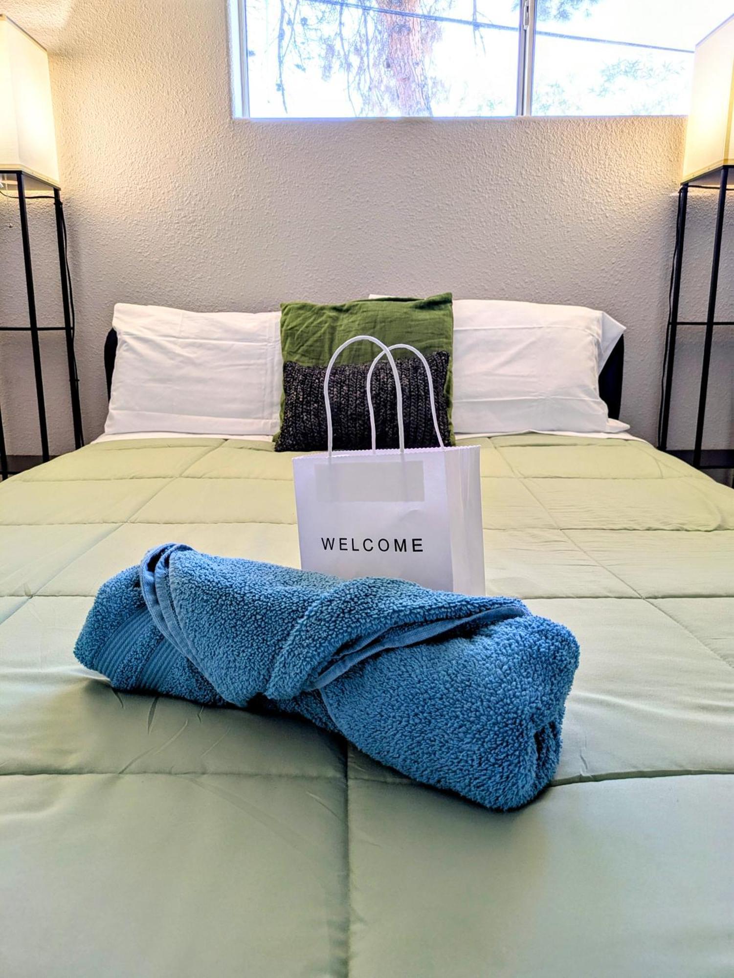 Private Rooms In Phoenix, Az 坦培 外观 照片